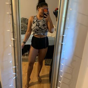 ❌SOLD❌ 
beachy crop tank top